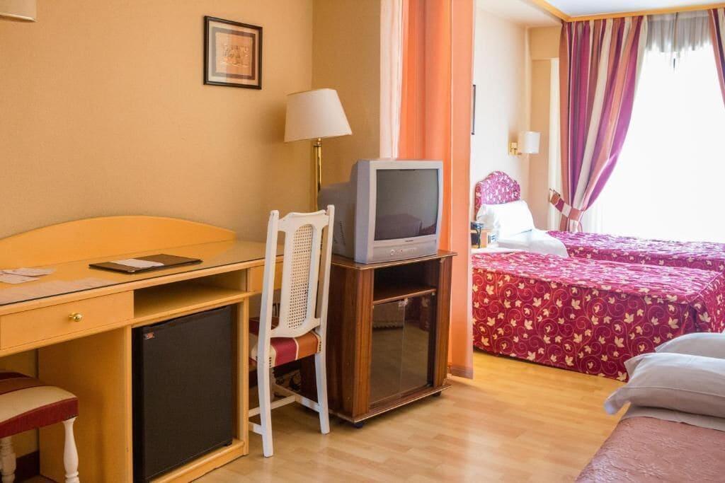 Hotel Tibur 사라고사 외부 사진
