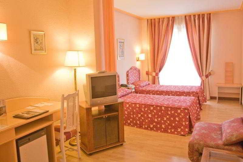 Hotel Tibur 사라고사 외부 사진