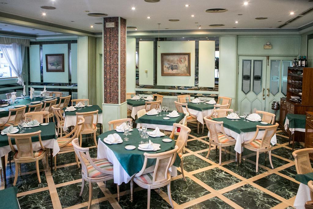 Hotel Tibur 사라고사 외부 사진